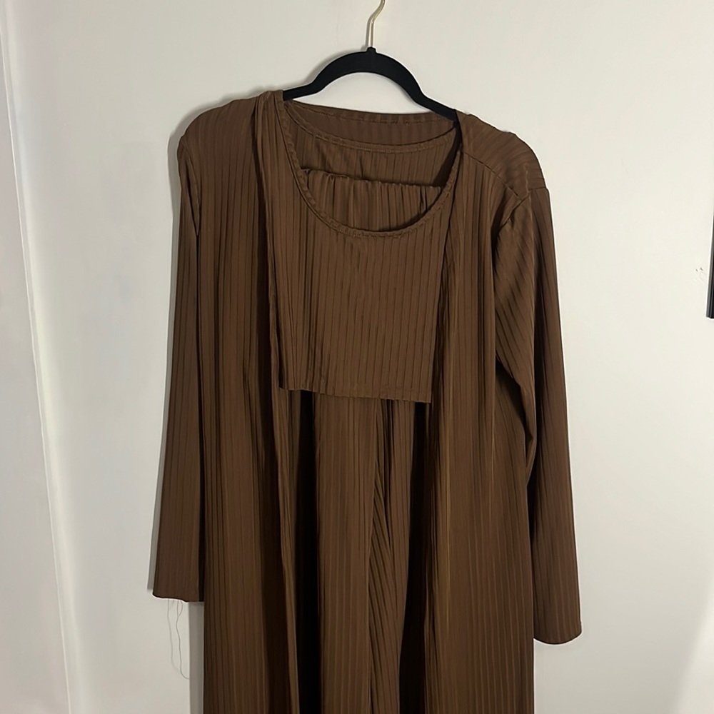 3 piece brown crop set